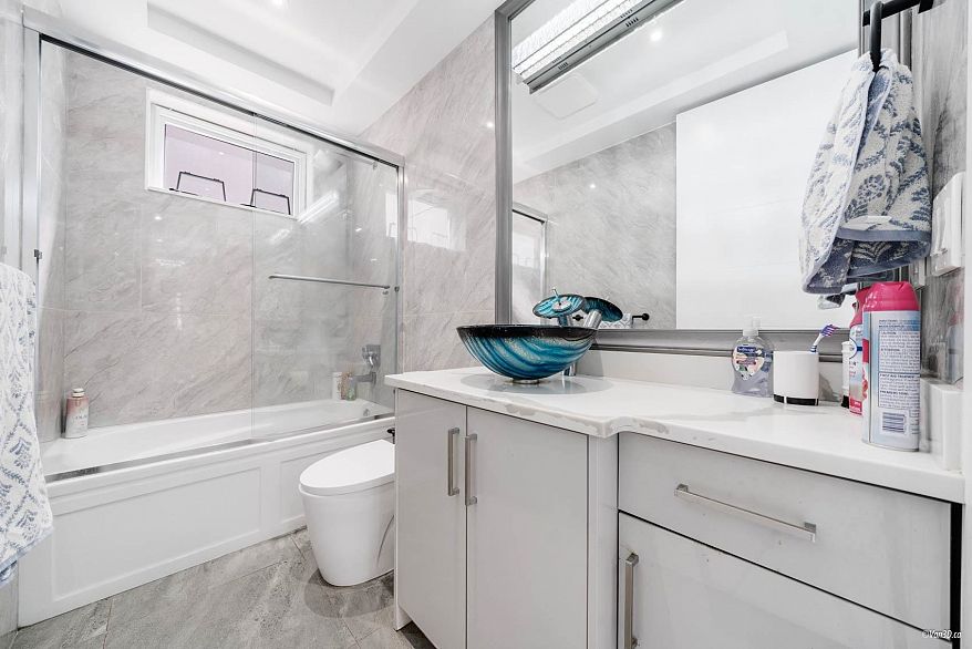 4841 Dumfries Street