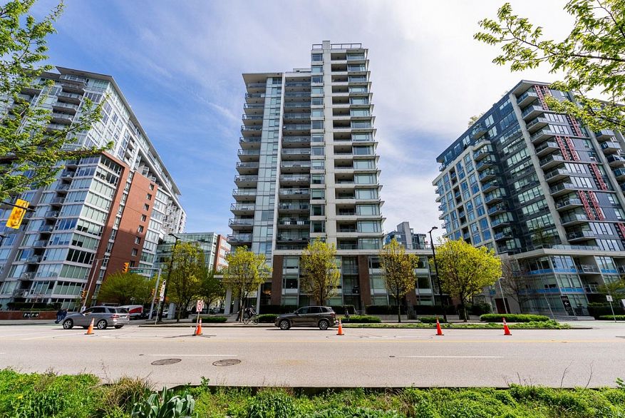 1106 110 Switchmen Street