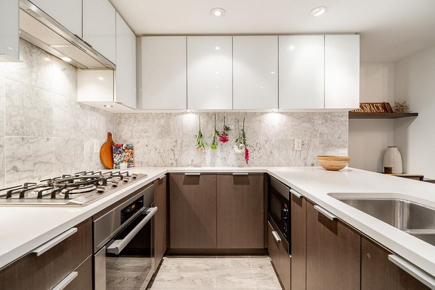 1106 110 Switchmen Street