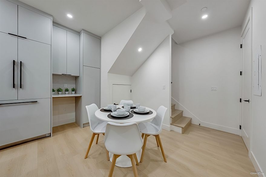 2 6730 Heather Street