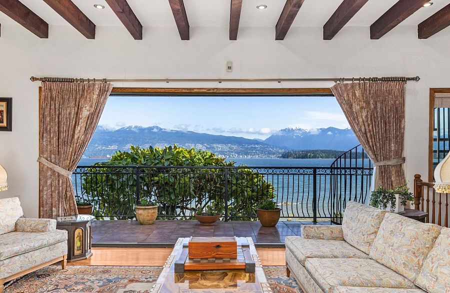 3167 Point Grey Road