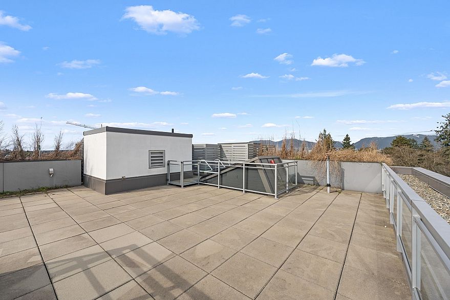 603 4908 Cambie Street