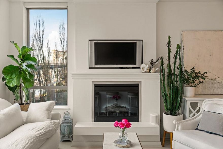 601 1005 Beach Avenue