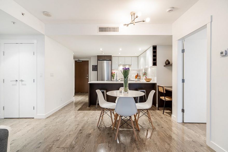 1106 110 Switchmen Street