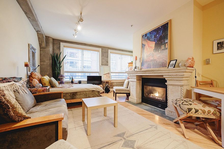 210 1216 Homer Street