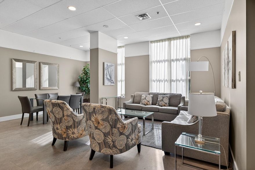 1003 1111 Haro Street