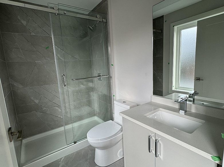 7555 OAK STREET, Vancouver BC V6P 4A4