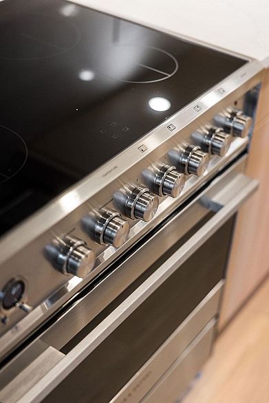 1 1933 Templeton Drive