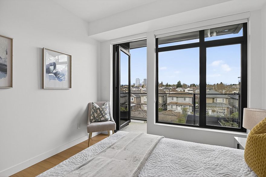 406 6485 Manitoba Street