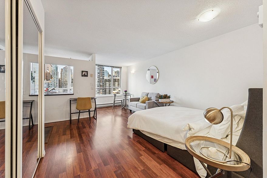 1202 1188 Richards Street