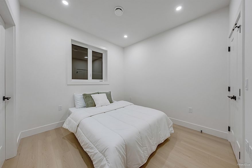 2 6730 Heather Street