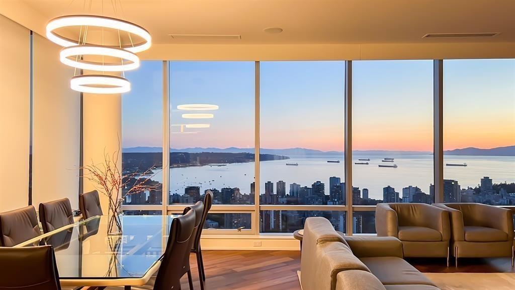 5004 1128 W Georgia Street