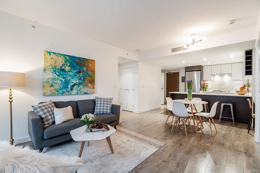 1106 110 Switchmen Street