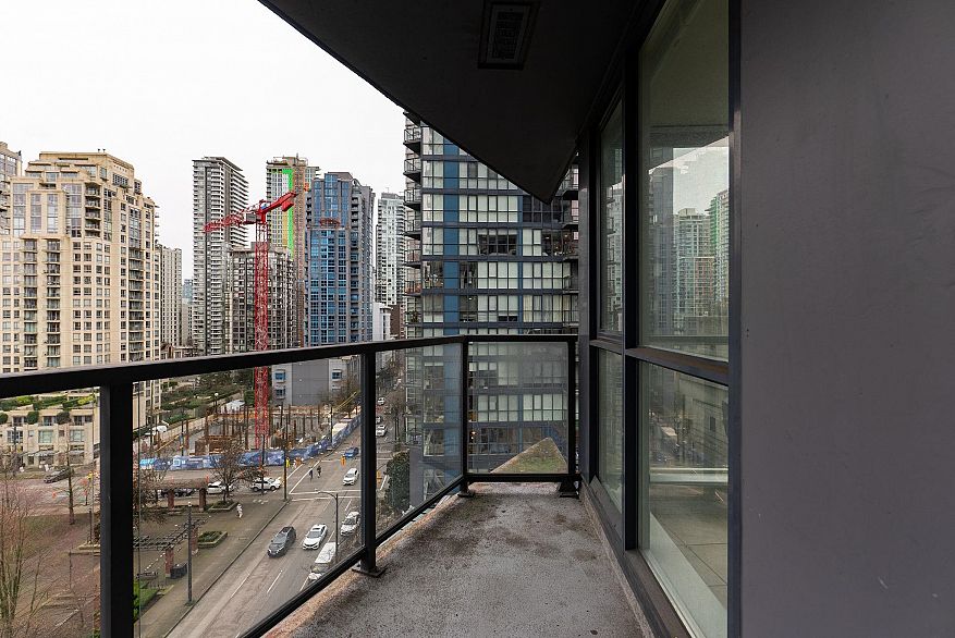 906 1155 Seymour Street