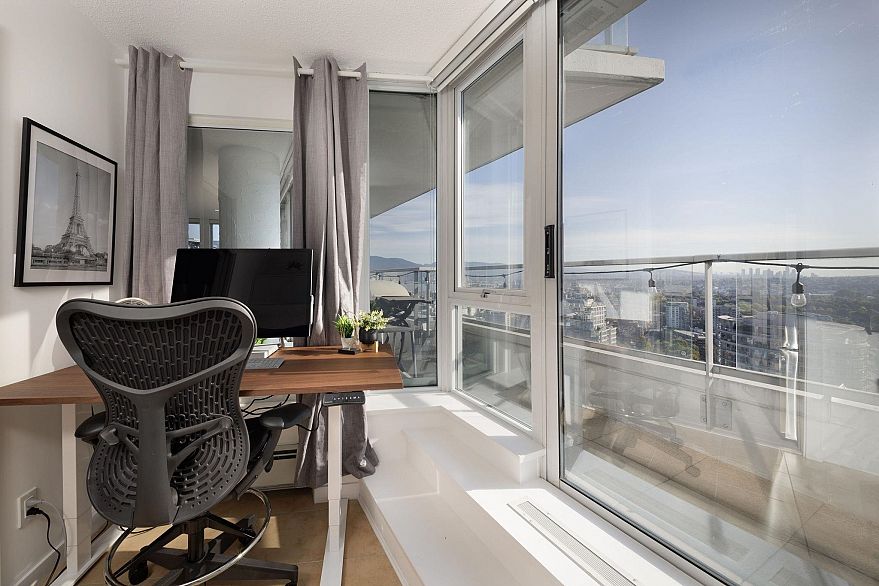 3705 188 Keefer Place