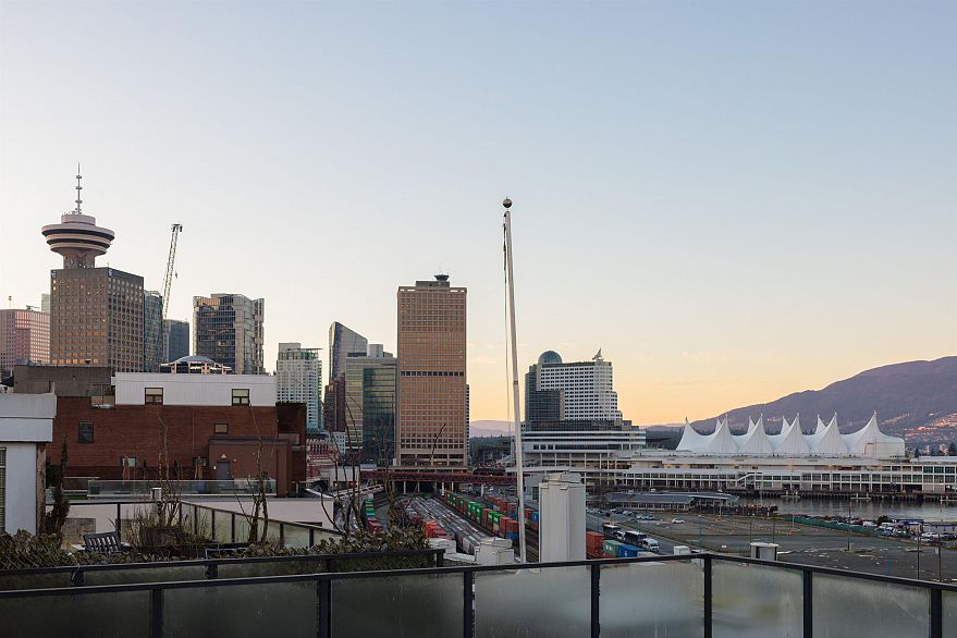 308 27 Alexander Street