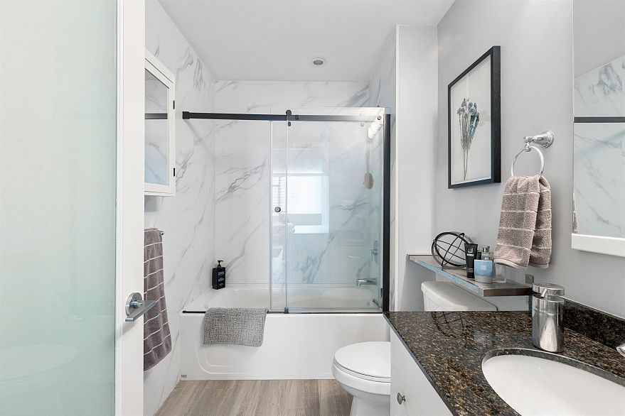 104 293 Smithe Street