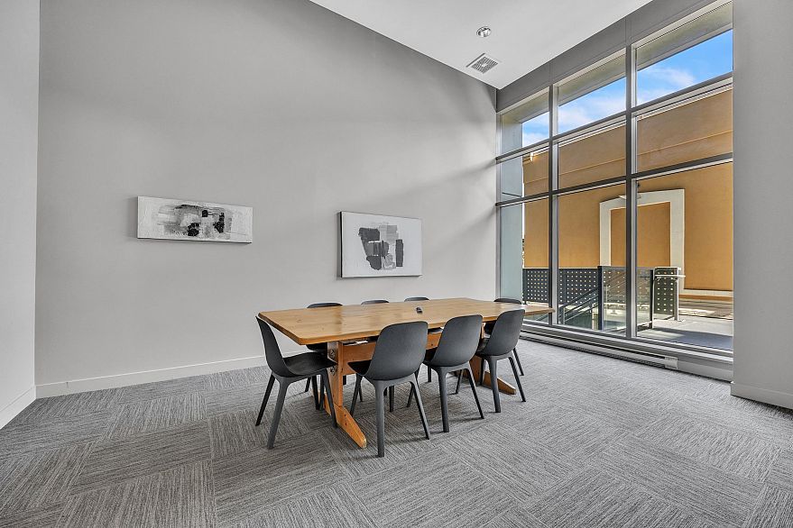 509 251 E 7th Avenue