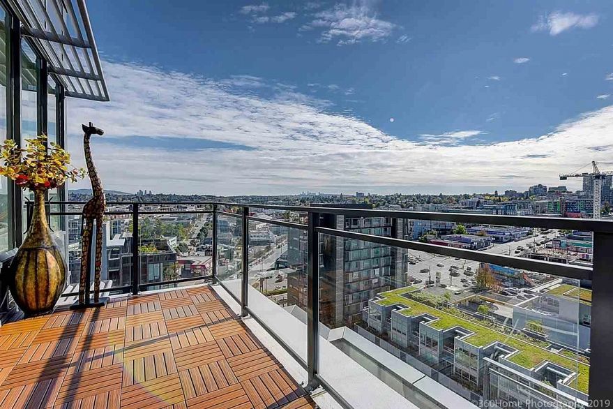 1802 111 E 1st Avenue