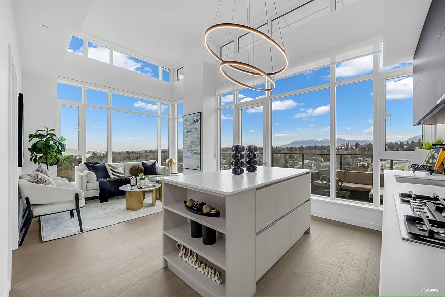 1001 8415 Granville Street