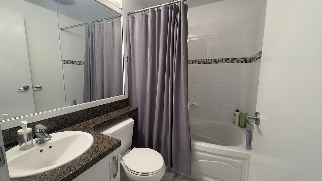 1404 1228 W Hastings Street