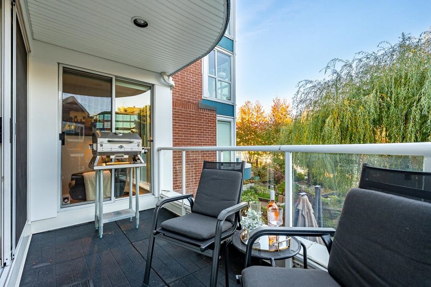 204 1551 Mariner Walk