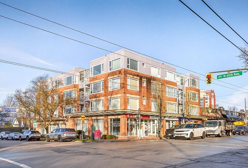 406 2103 W 45th Avenue