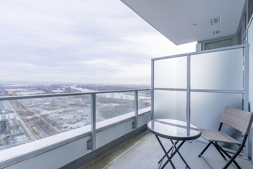 2308 3438 Sawmill Crescent