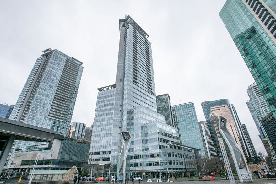 2804 1077 W Cordova Street