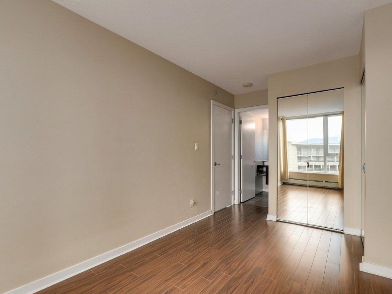 1006 188 Keefer Place