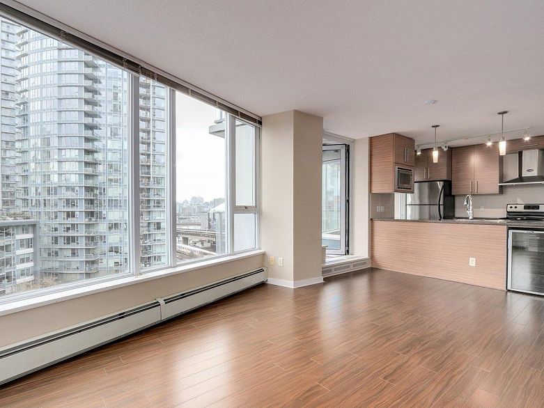 1006 188 Keefer Place