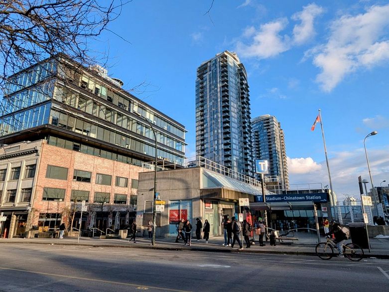 1006 188 Keefer Place