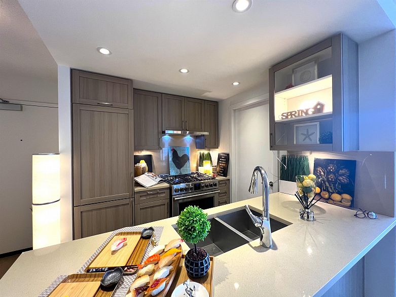 652 5515 Boundary Road