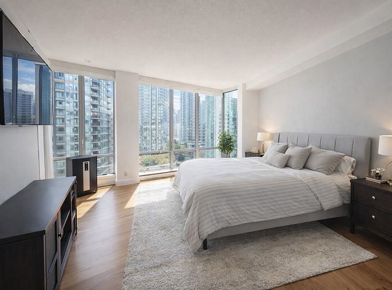 1404 1228 W Hastings Street