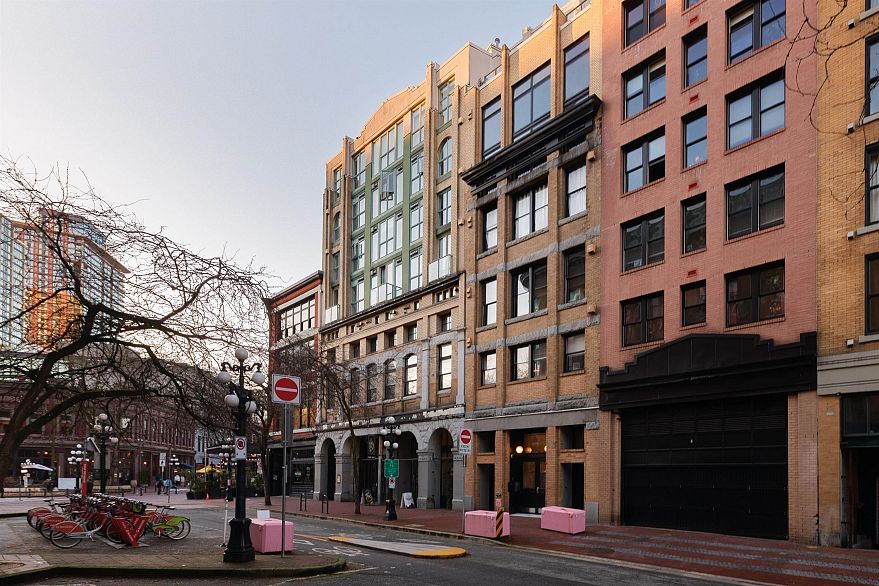 308 27 Alexander Street