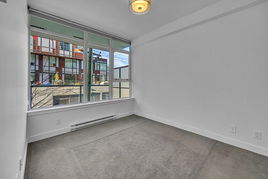 509 251 E 7th Avenue