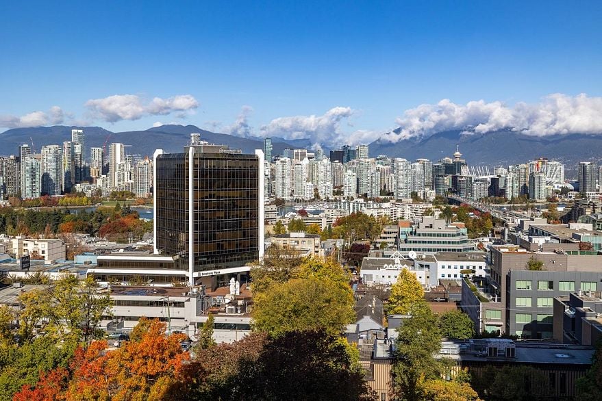 1302 2668 Ash Street