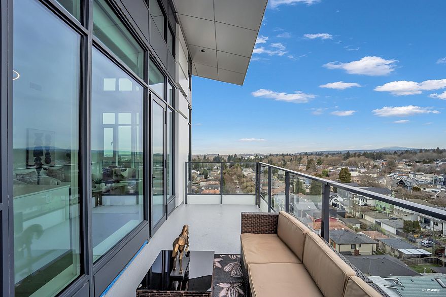 1001 8415 Granville Street