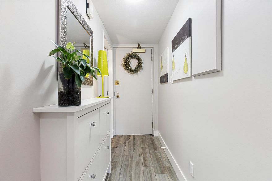 104 293 Smithe Street