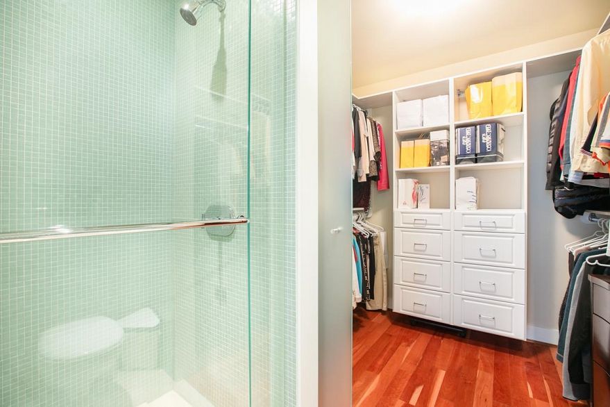 2804 1077 W Cordova Street