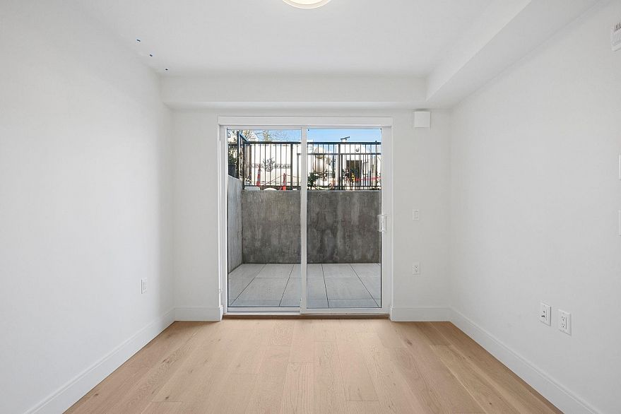 151 378 W 45th Avenue