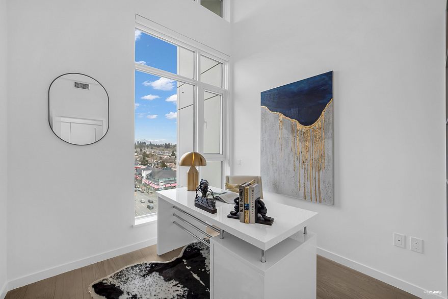 1001 8415 Granville Street