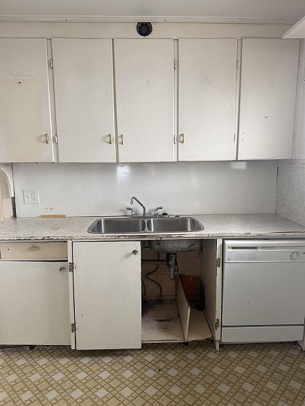 2685 Waterloo Street