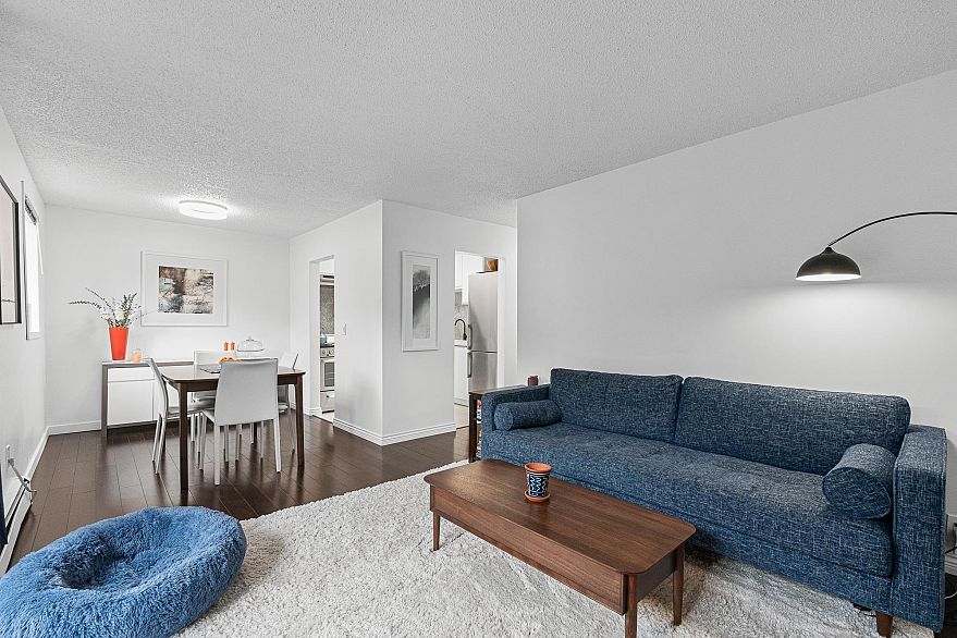 105 1875 W 8th Avenue