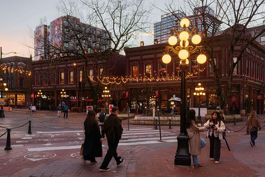 308 27 Alexander Street