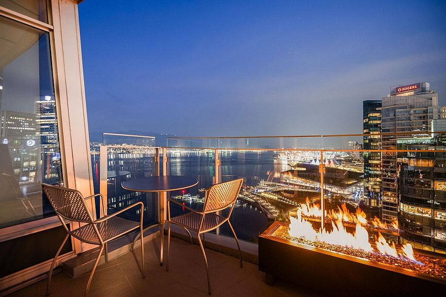 2502 1233 W Cordova Street