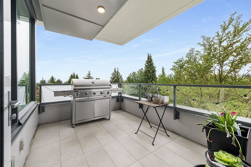 310 6333 W Boulevard