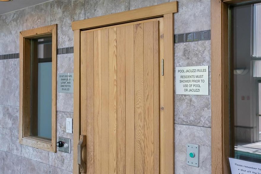 1302 2668 Ash Street