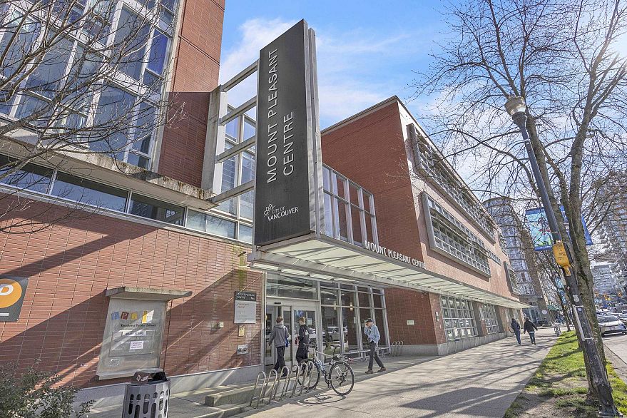 509 251 E 7th Avenue