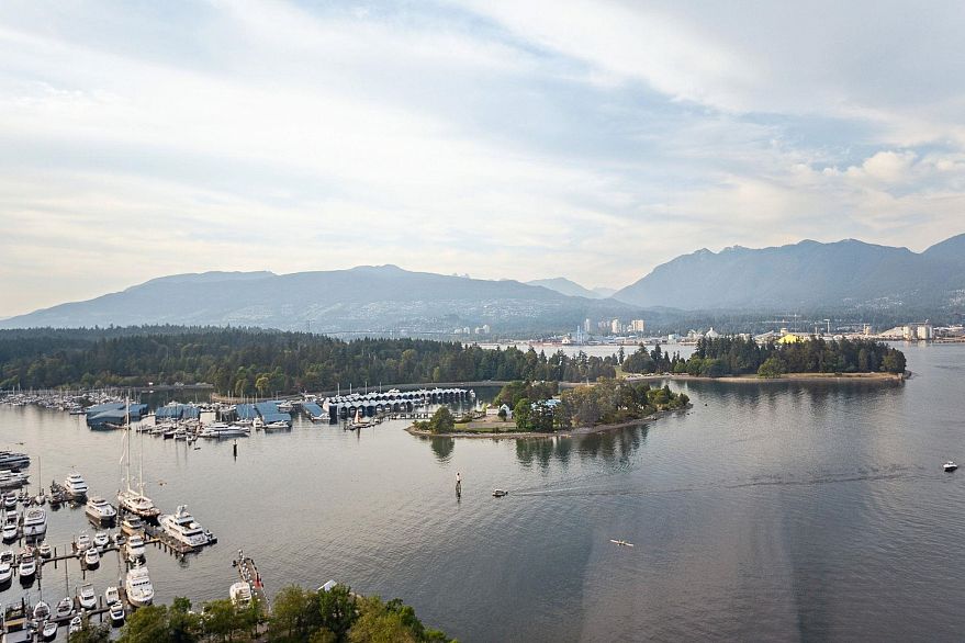 2502 1233 W Cordova Street